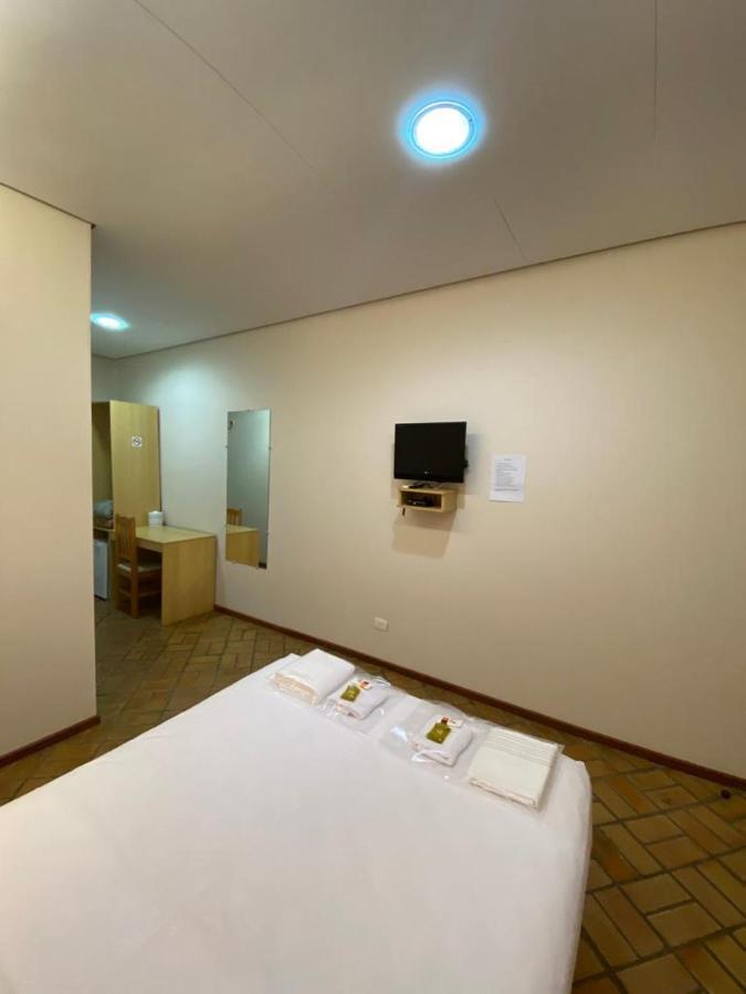 Hotel Tropeiro Da Lapa Lapa  エクステリア 写真