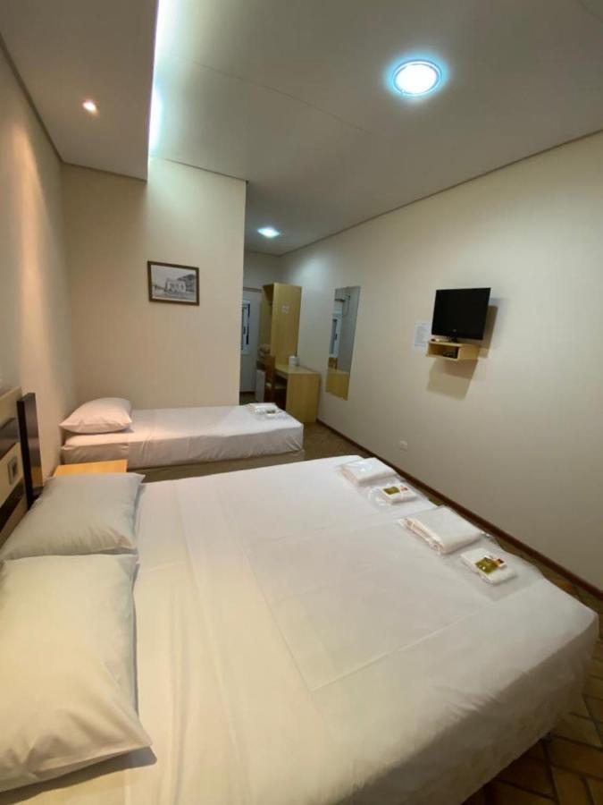 Hotel Tropeiro Da Lapa Lapa  エクステリア 写真