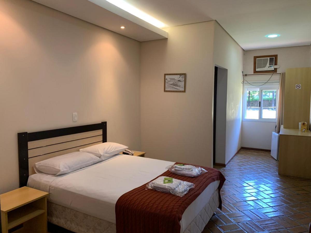 Hotel Tropeiro Da Lapa Lapa  エクステリア 写真