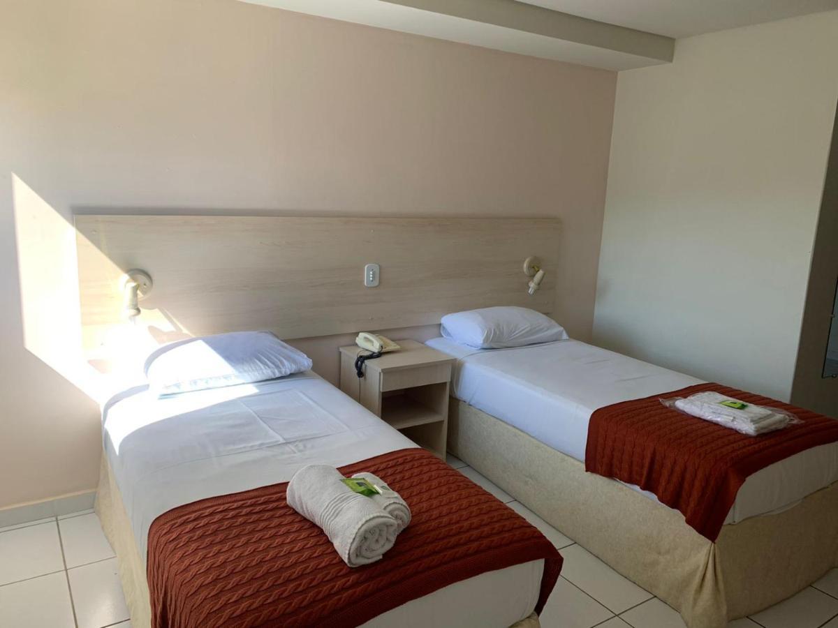 Hotel Tropeiro Da Lapa Lapa  エクステリア 写真
